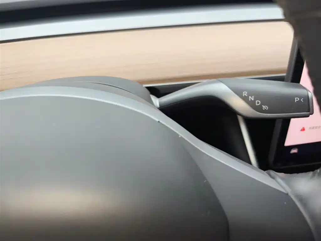 Tesla Model 3 2019 — фото 14