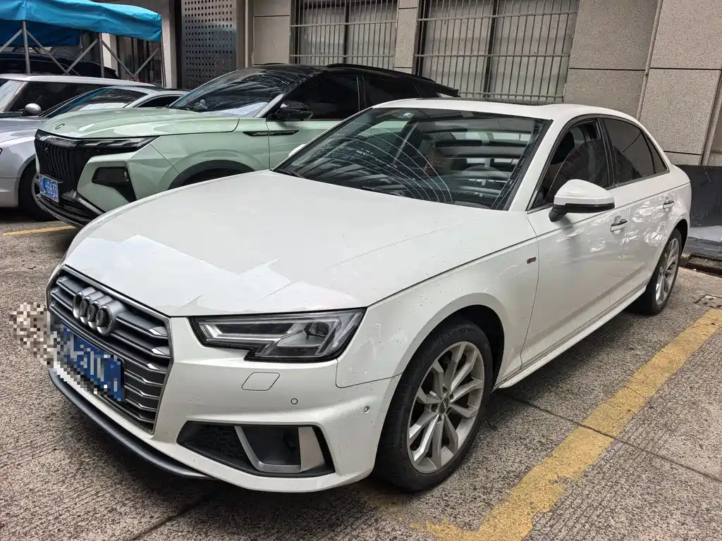 Audi A4L 2019