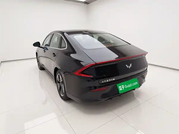 Wuling Starlight 2024