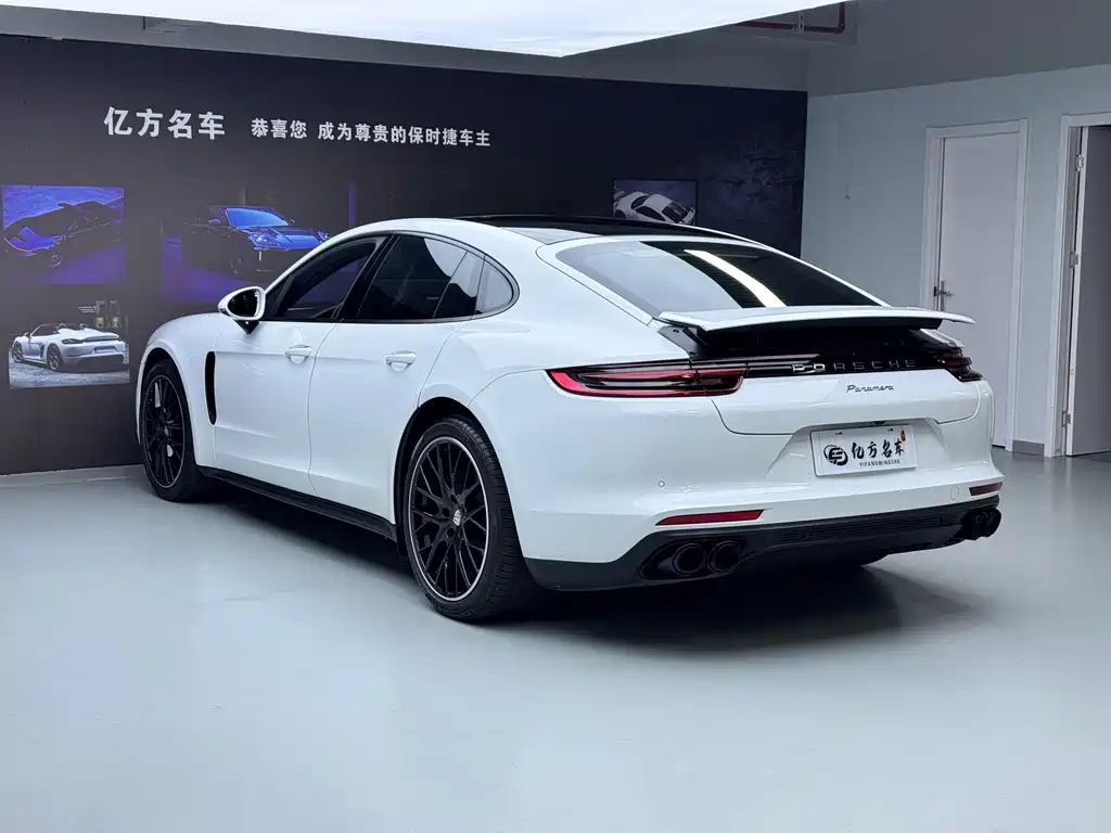 Porsche Panamera 2020 — фото 14