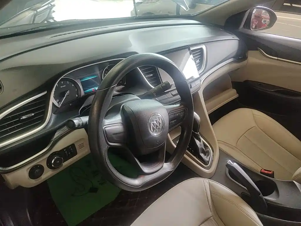 Buick Excelle 2017 — фото 11
