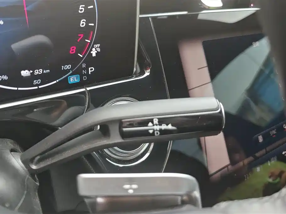 Mercedes-Benz E-Class New Energy 2025 — фото 16