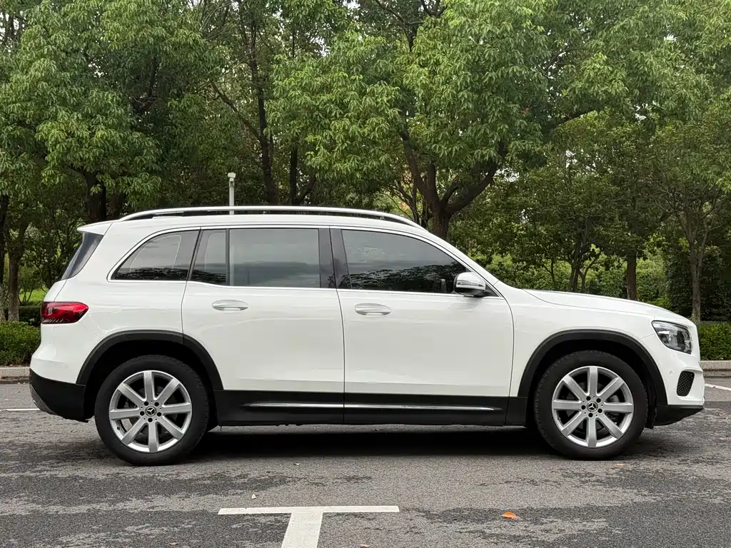 Mercedes-Benz GLB 2020 — фото 11