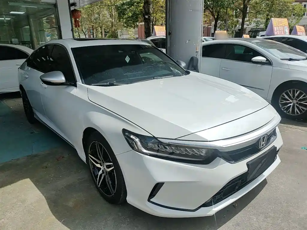 Honda Inspire 2022 — фото 4