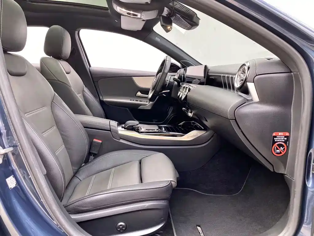 Mercedes-Benz A-Class AMG 2020 — фото 13