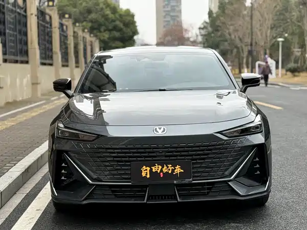 Changan UNI-V 2023