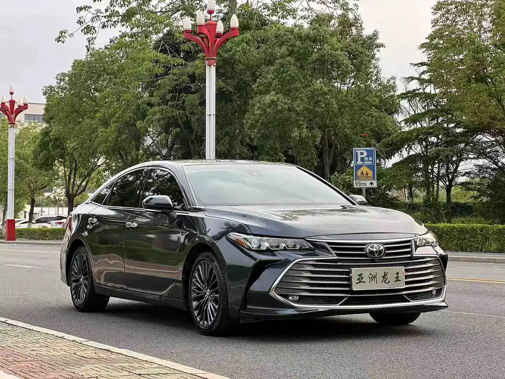 Toyota Avalon 2019 — фото 3