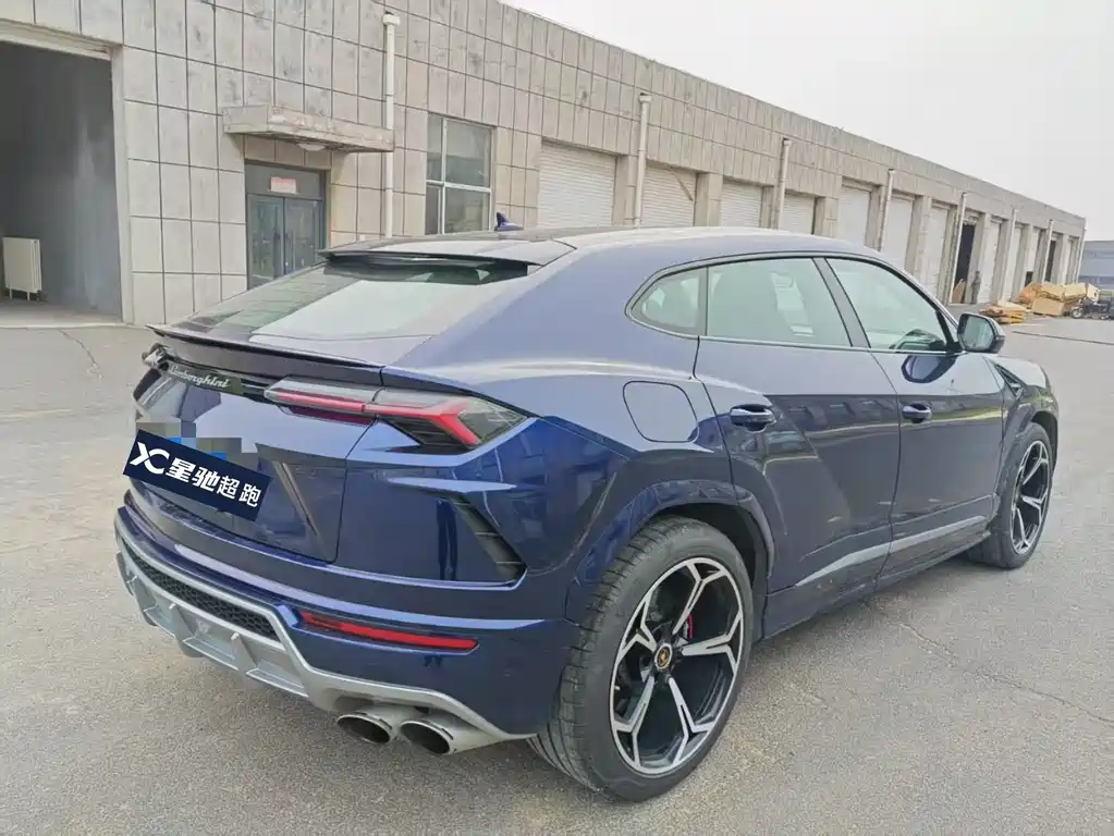 Lamborghini Urus 2019 — фото 3