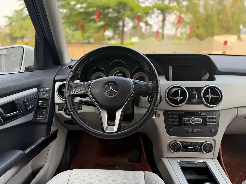 Mercedes-Benz GLK-Class 2012 — фото 13