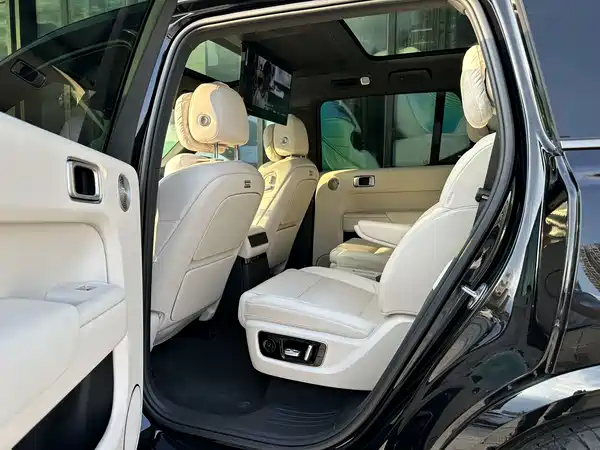 Li Auto L9 2025