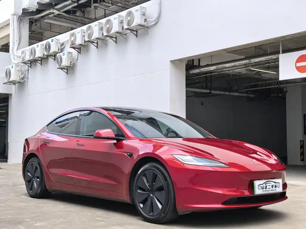 Tesla Model 3 2024 — фото 3
