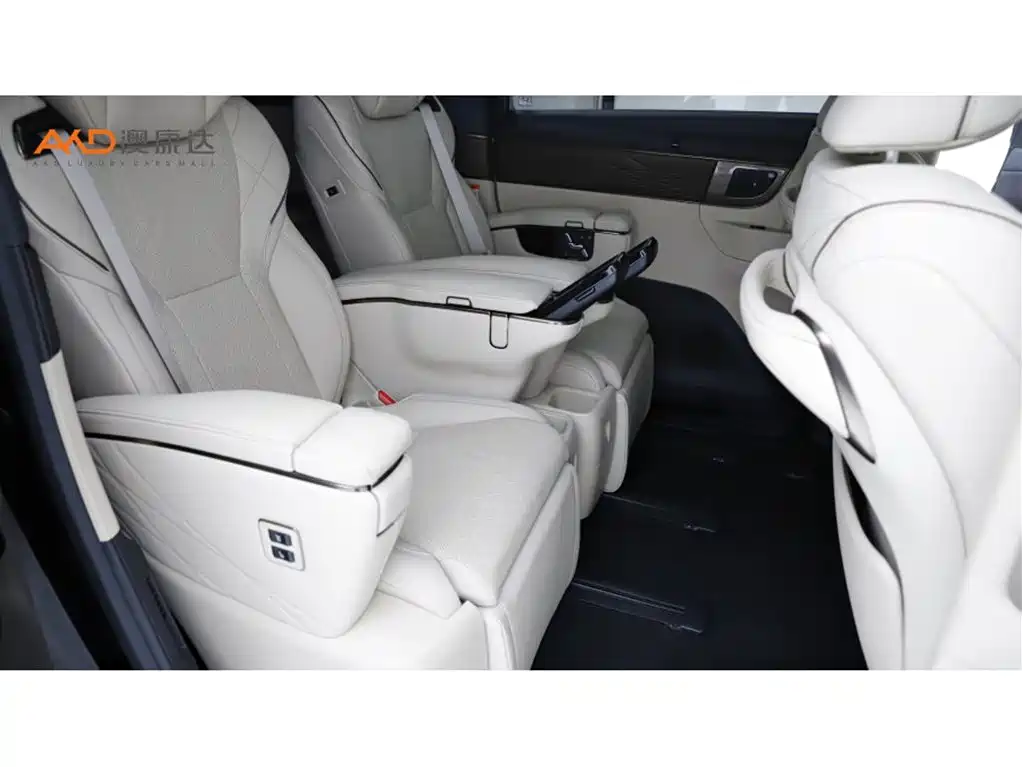 Toyota Alphard 2025 — фото 8