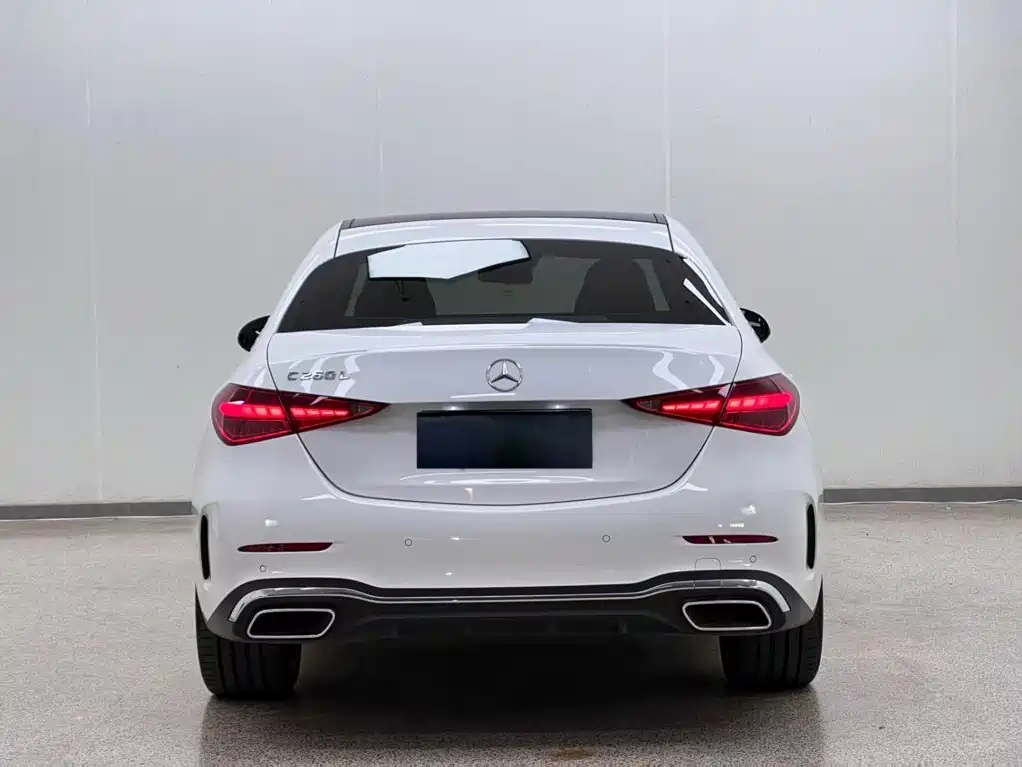 Mercedes-Benz C-Class 2023 — фото 8