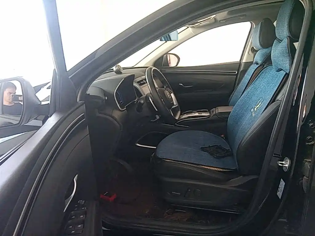 Hyundai Tucson 2023 — фото 16