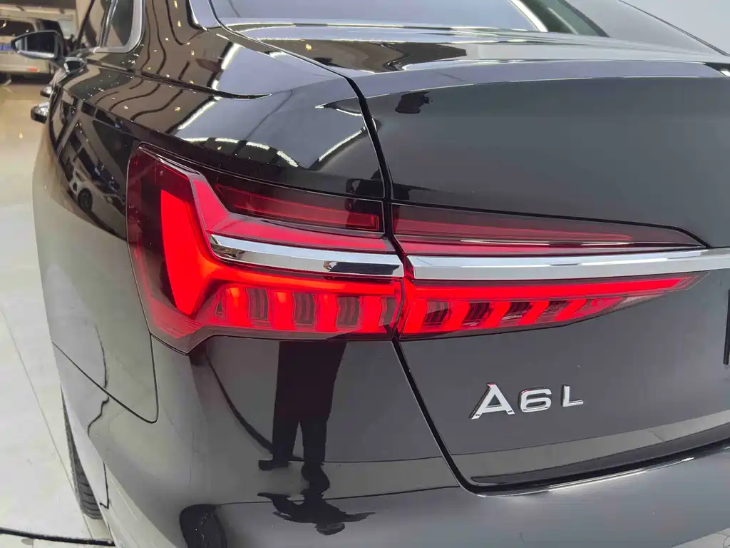 Audi A6L 2023 — фото 8