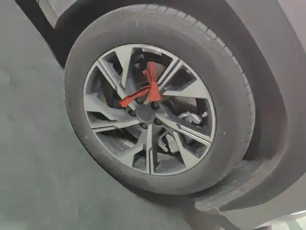 Geely Galaxy L7 2025