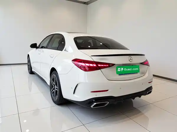 Mercedes-Benz C-Class 2025