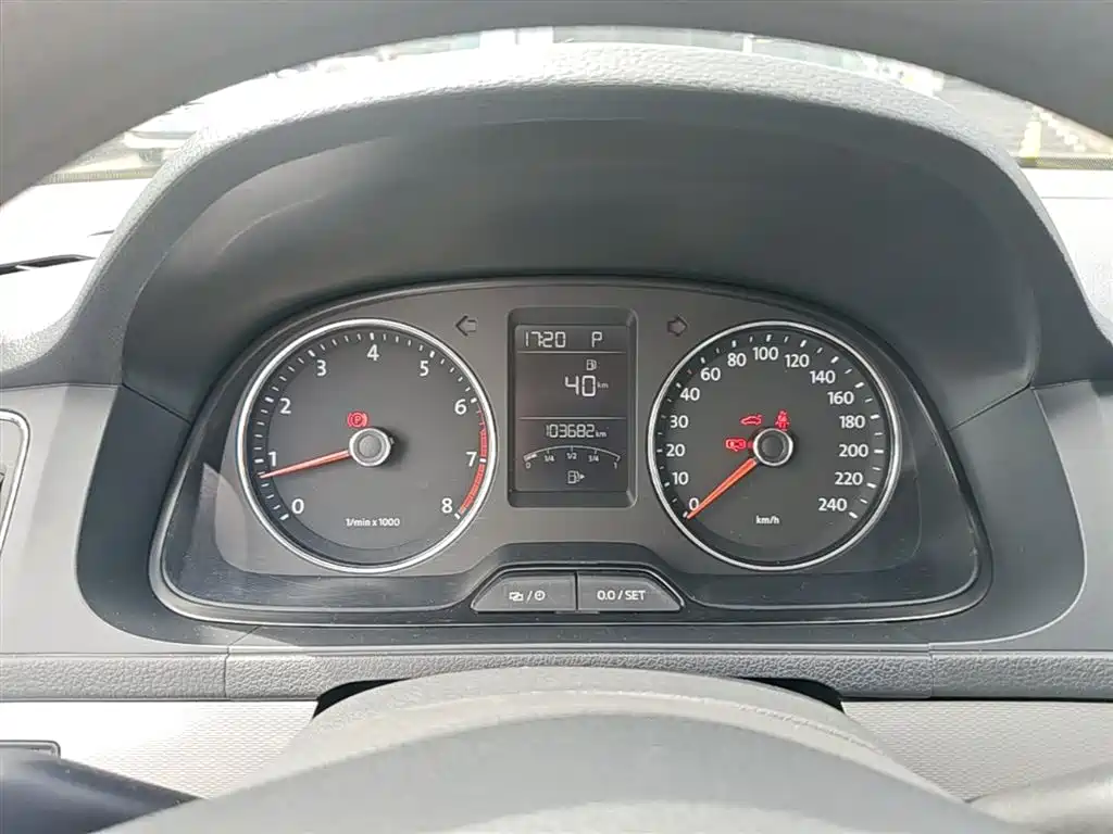 Volkswagen Gran Lavida 2015 — фото 12