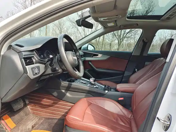 Audi A4L 2018
