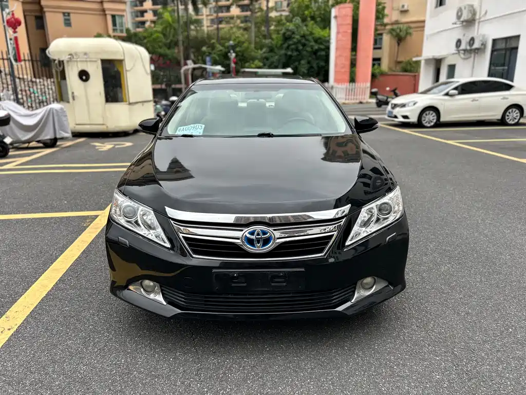 Toyota Camry 2013 — фото 3