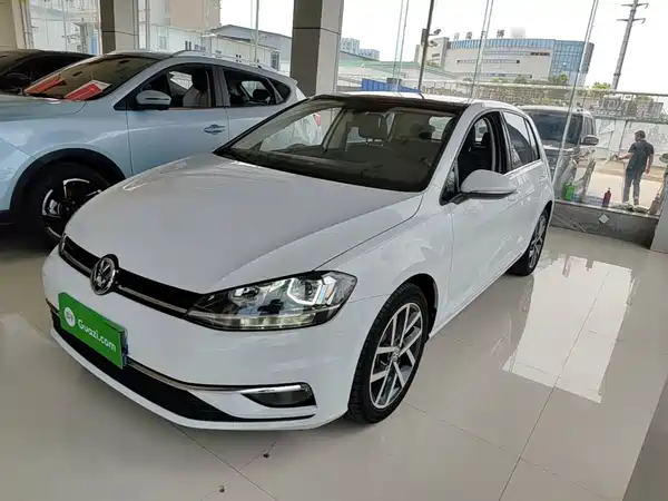 Volkswagen Golf 2020