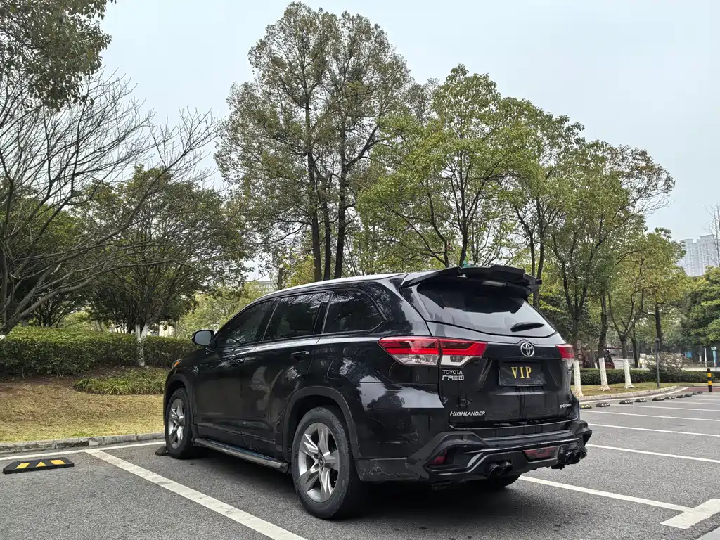 Toyota Highlander 2019 — фото 13