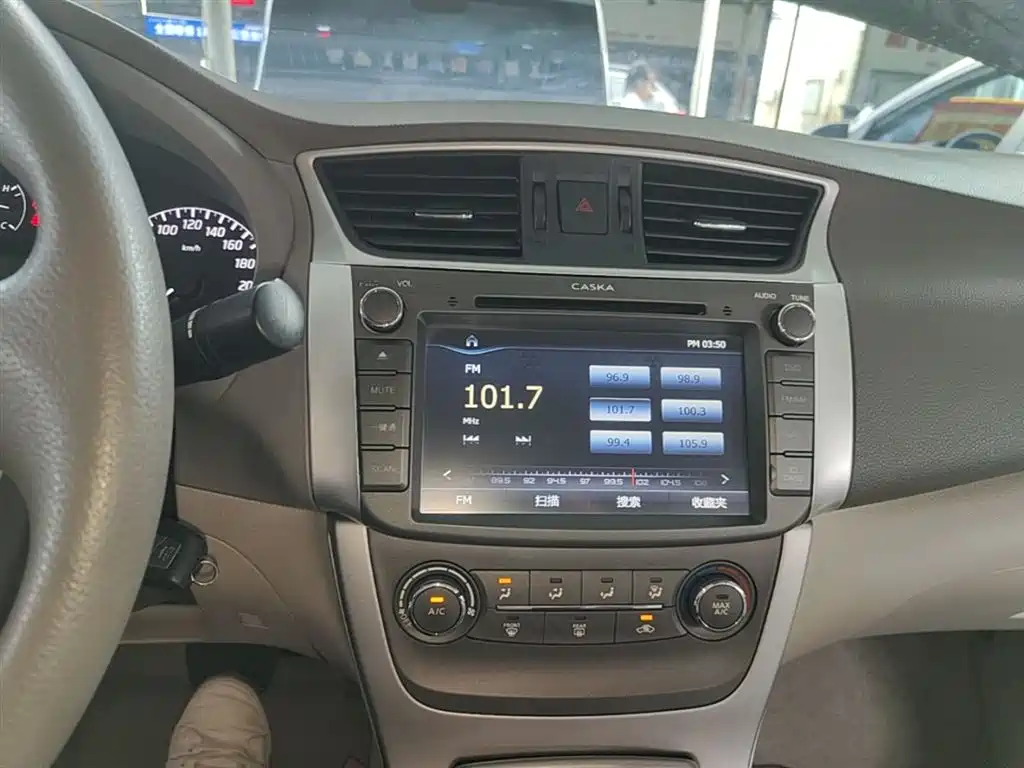 Nissan Sylphy 2016 — фото 13