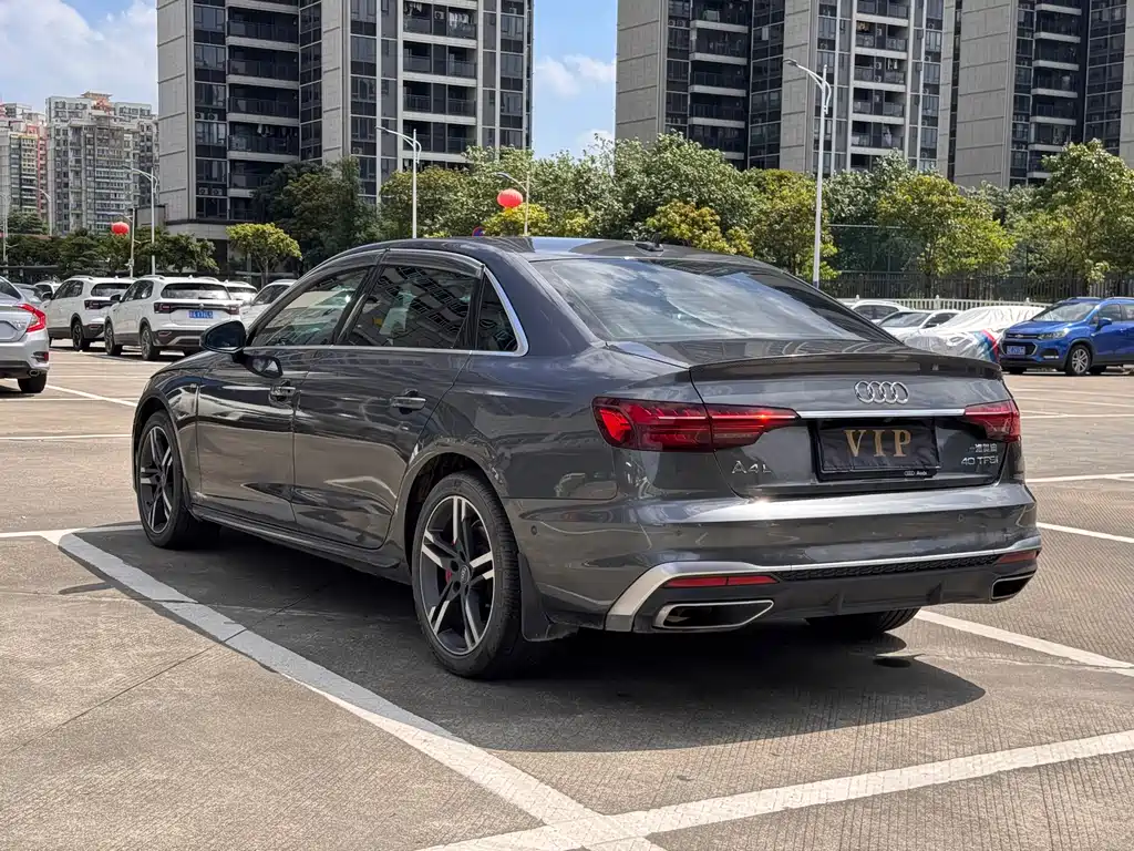Audi A4L 2020 — фото 37