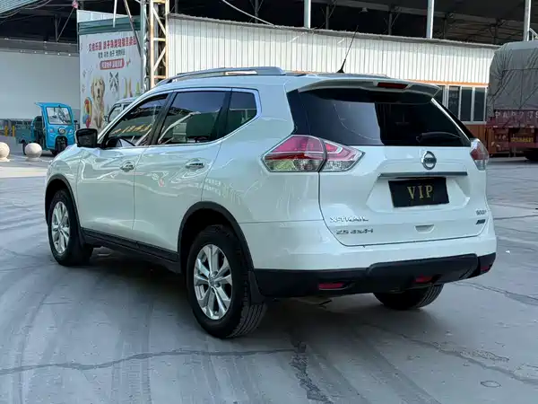 Nissan X-Trail 2015