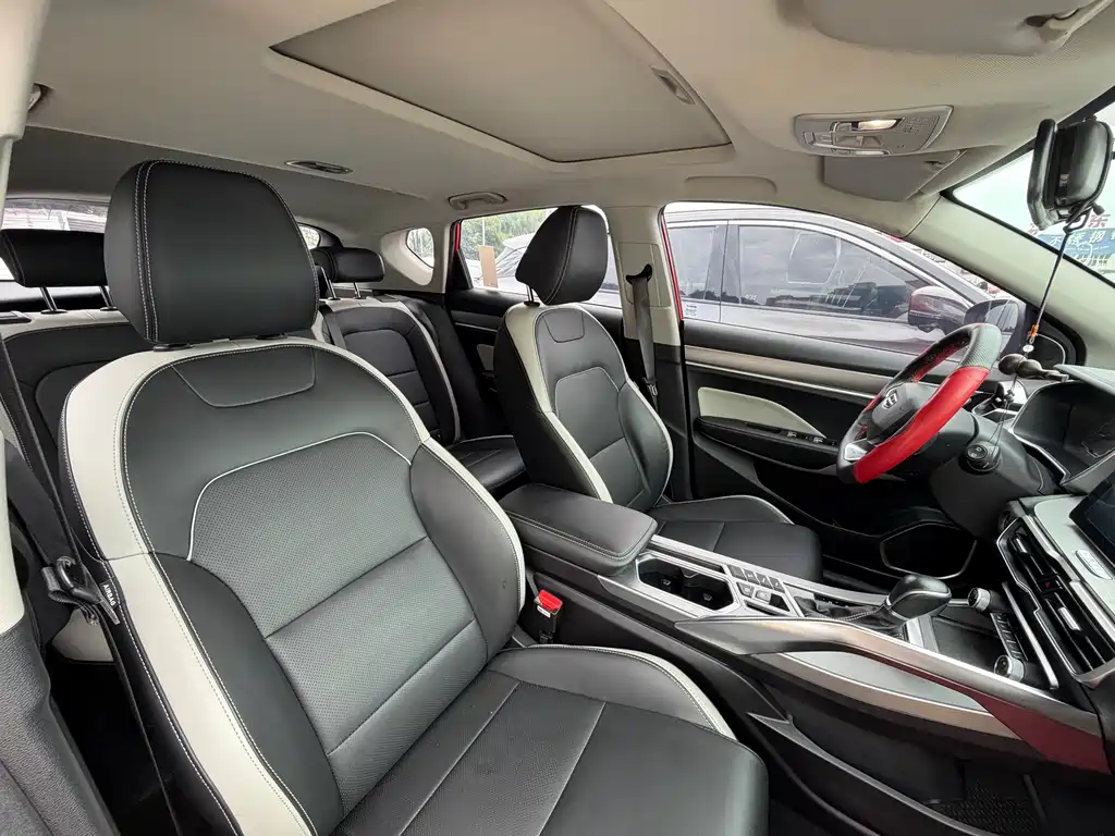 Geely Binyue 2020