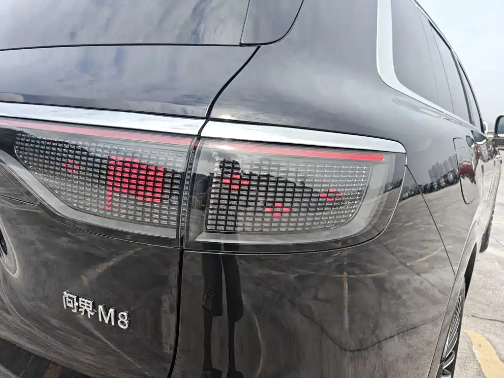 AITO M8 2025 — фото 19