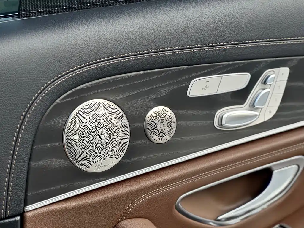 Mercedes-Benz E-Class 2021 — фото 13
