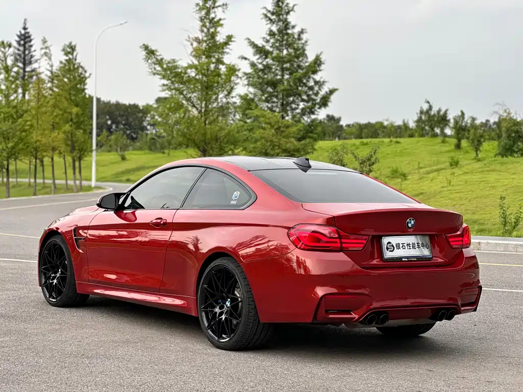 BMW M4 2018 — фото 4