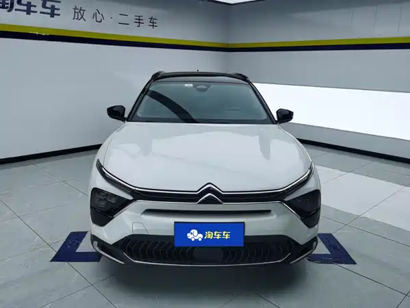 Citroën Versailles C5 X 2021