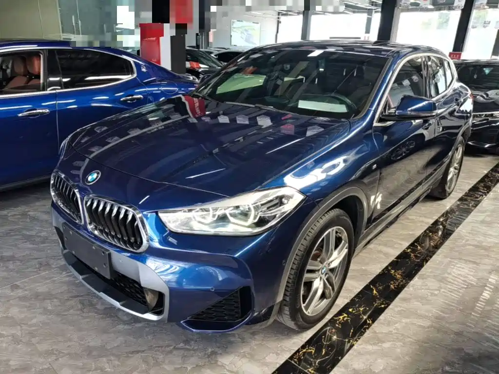 BMW X2 2020 — фото 1