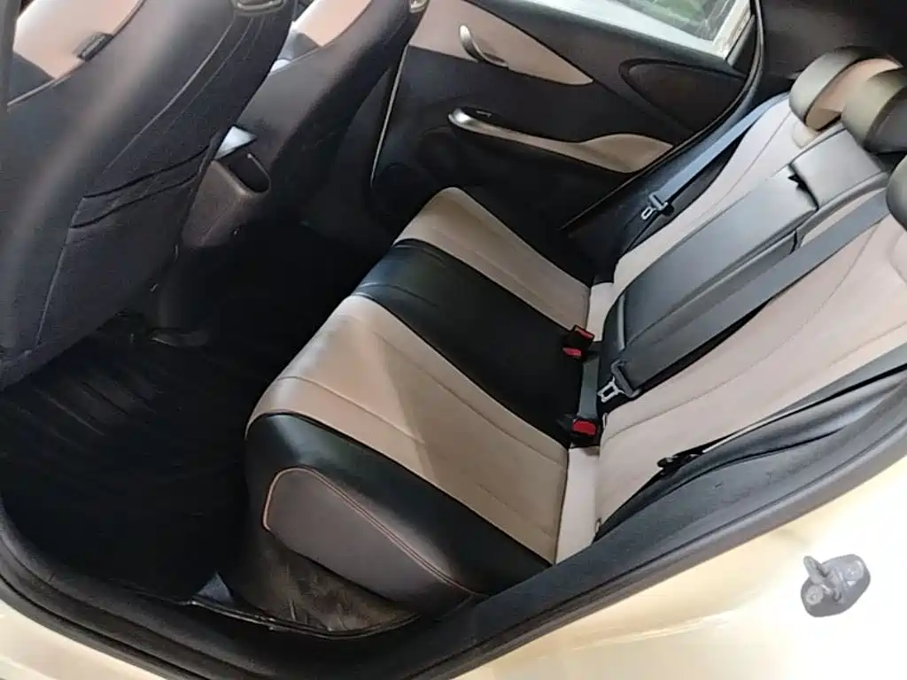 BYD Dolphin 2023 — фото 17