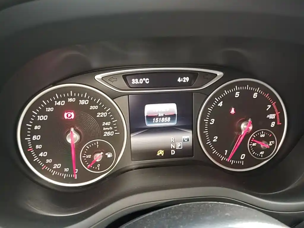 Mercedes-Benz B-Class 2017 — фото 12