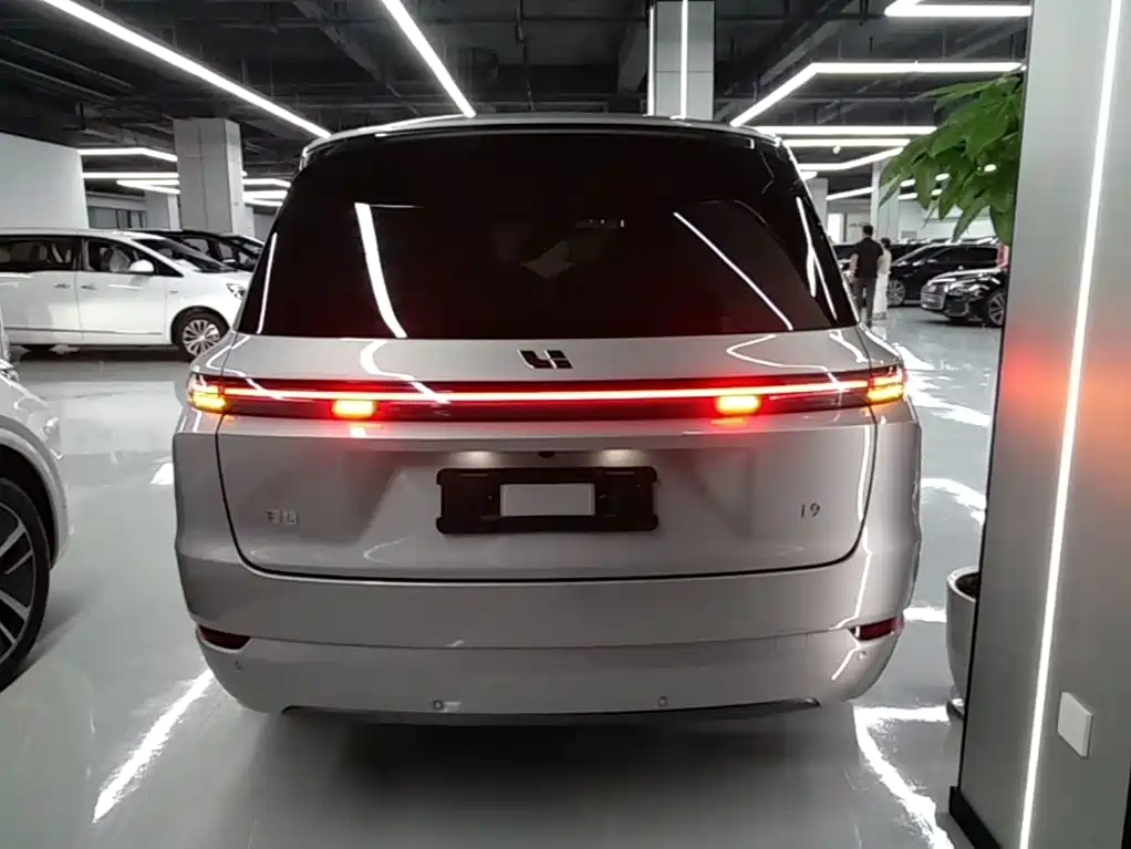 Li Auto Li L9 2024
