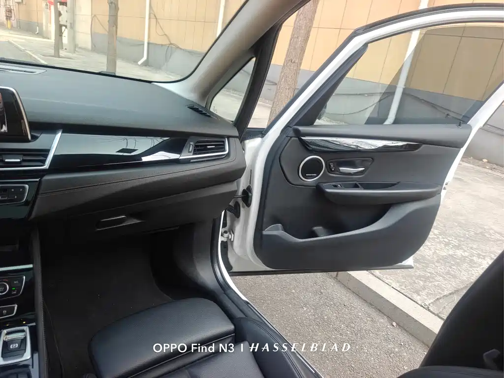 BMW 2 Series Active Tourer 2015 — фото 11