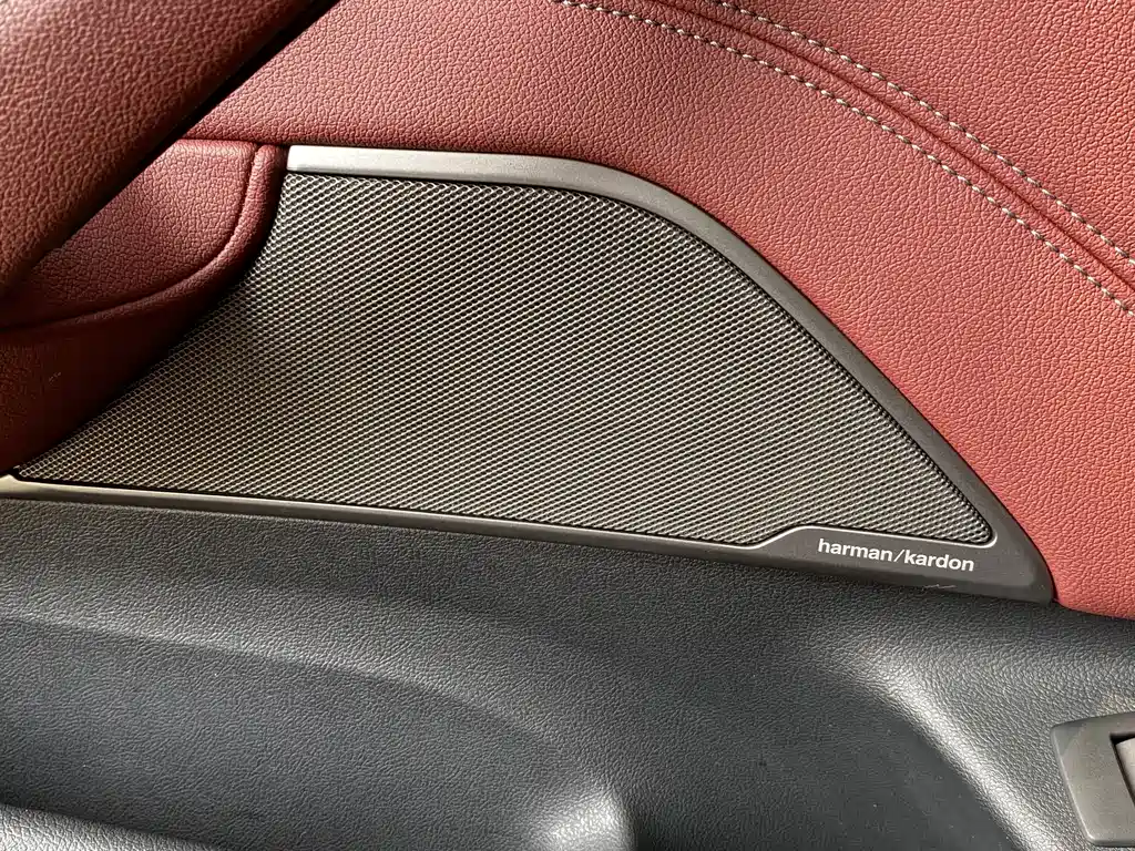 BMW 5 Series New Energy 2022 — фото 22