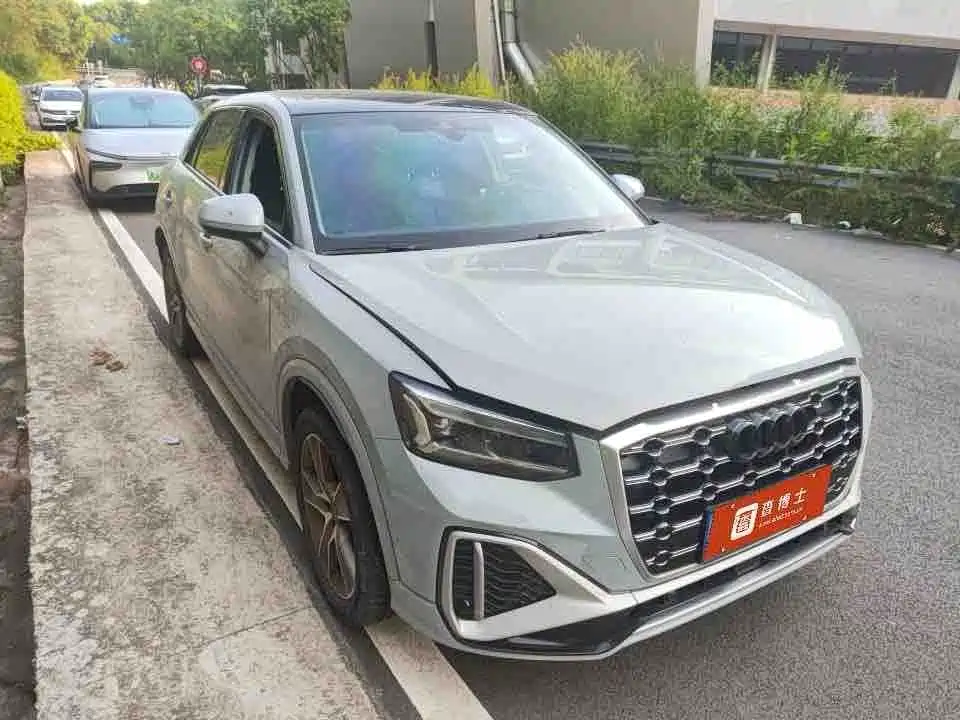 Audi Q2L 2022