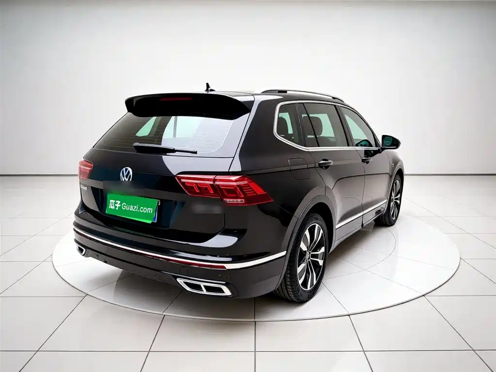 Volkswagen Tiguan L 2024