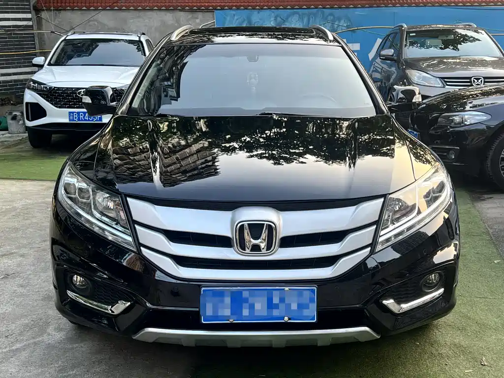 Honda Crosstour 2016 — фото 2