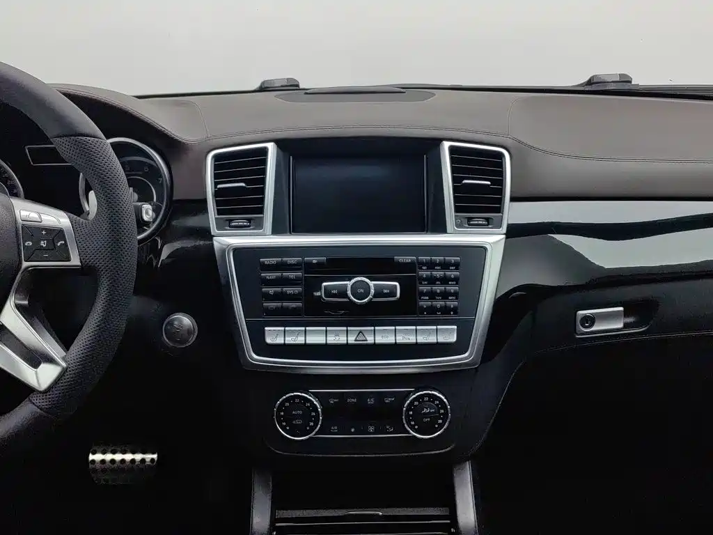 Mercedes-Benz GL-Class AMG 2014 — фото 12