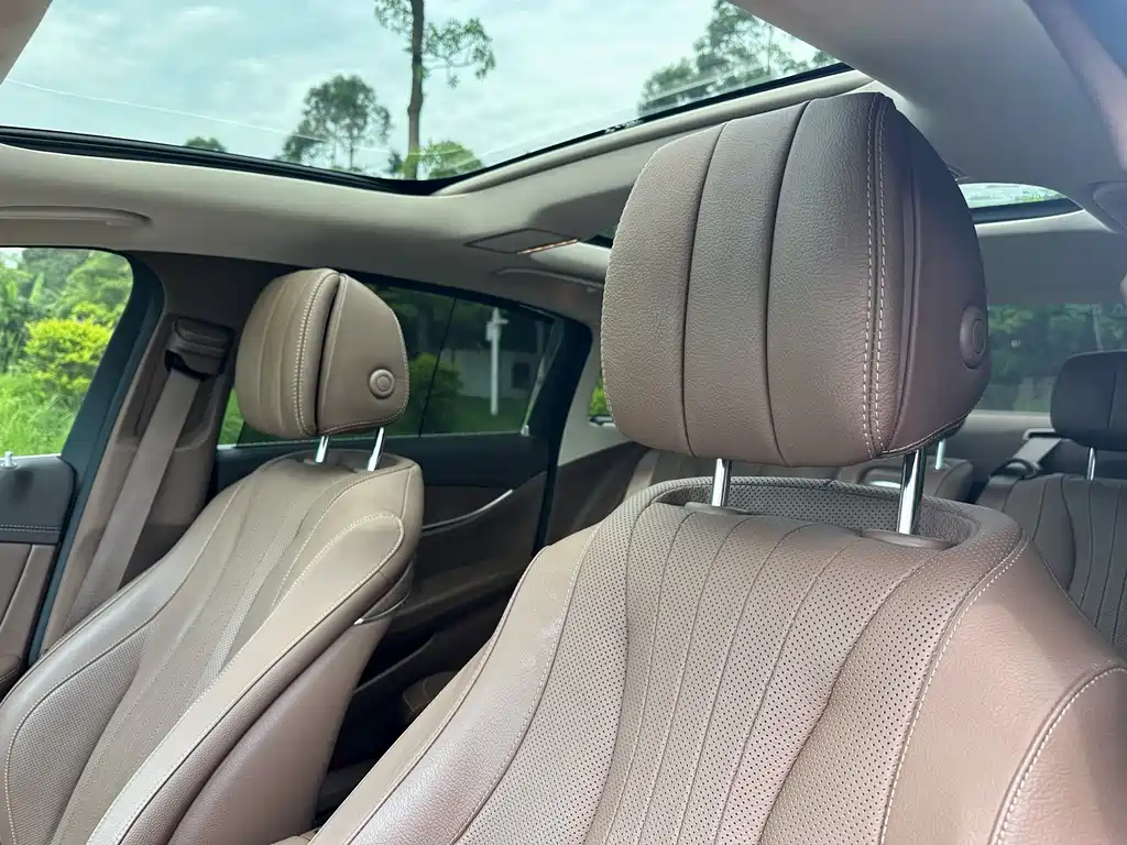 Mercedes-Benz E-Class 2020 — фото 9