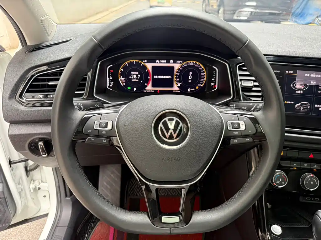 Volkswagen T-Roc 2022 — фото 11
