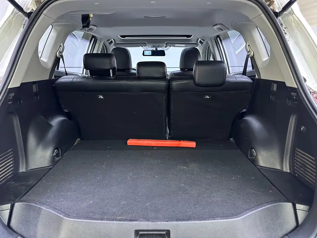 Toyota RAV4 2016 — фото 14