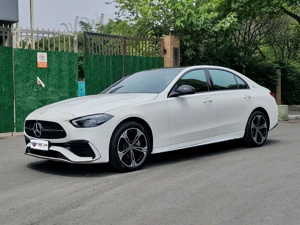 Mercedes-Benz C-Class 2022