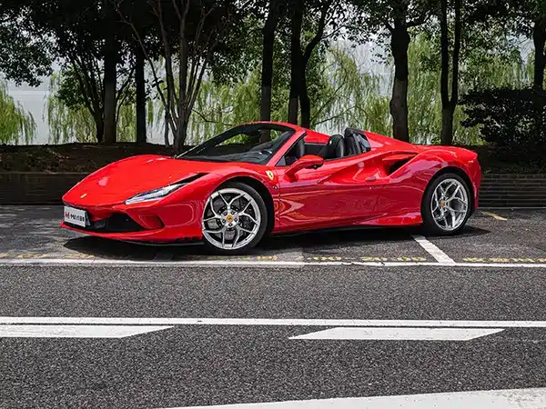 Ferrari F8 2022