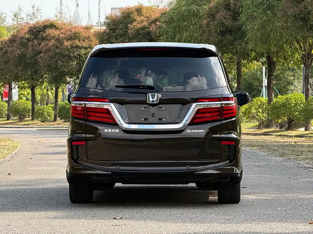 Honda Elysion 2018 — фото 5